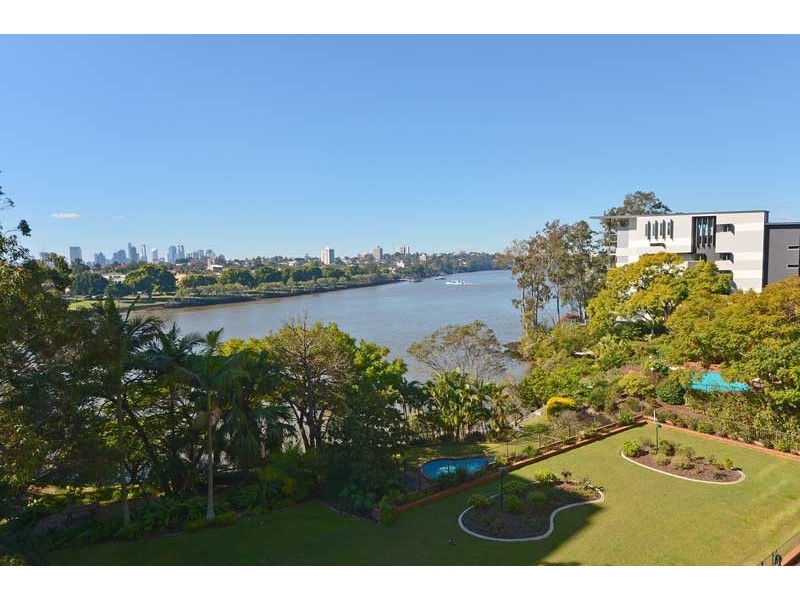 18/72 Sandford St, St Lucia QLD 4067