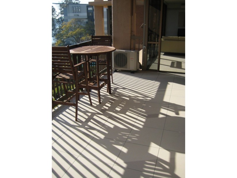 18/72 Sandford St, St Lucia QLD 4067