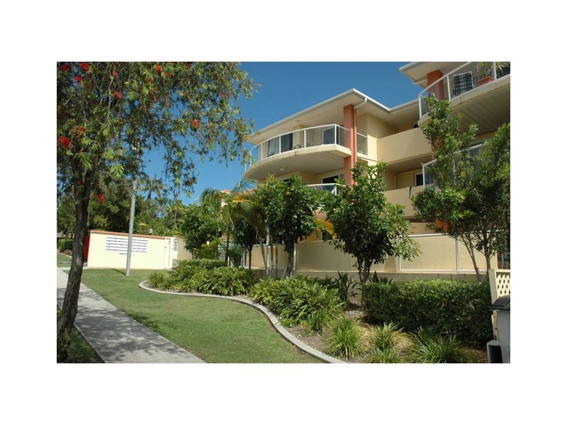 2/20 Sykes Court, Southport QLD 4215