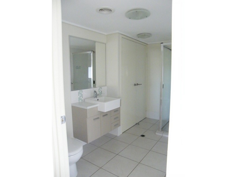 54/4 Grand Parade, Kawana Island QLD 4575