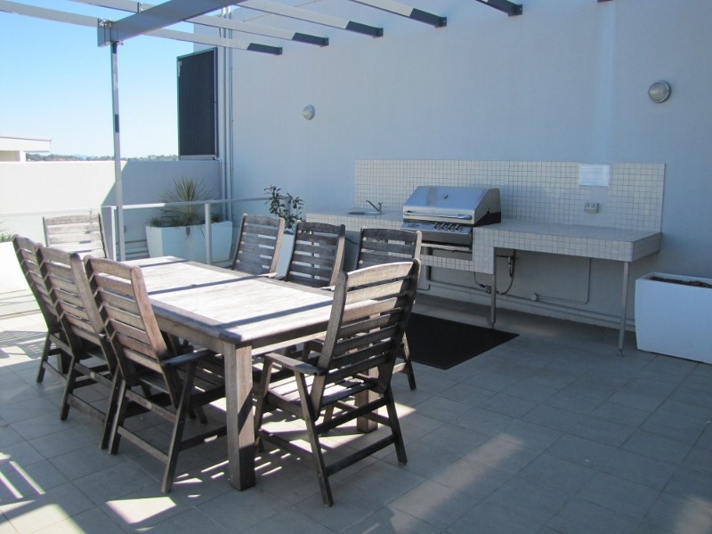 23 Playfield Street, Chermside QLD 4032