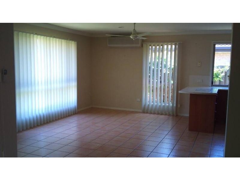 15 Daryl Drive, Varsity Lakes QLD 4227