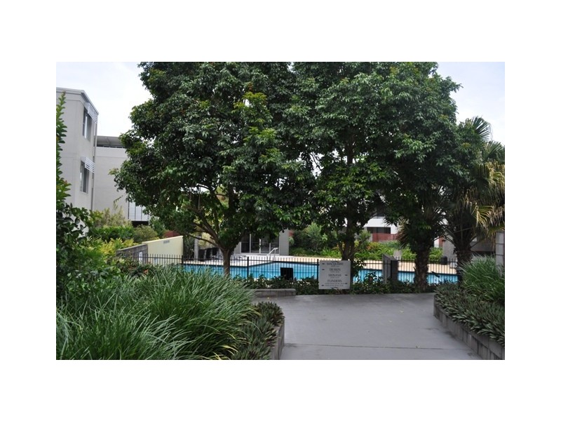 27/2 Campbell St, Toowong QLD 4066