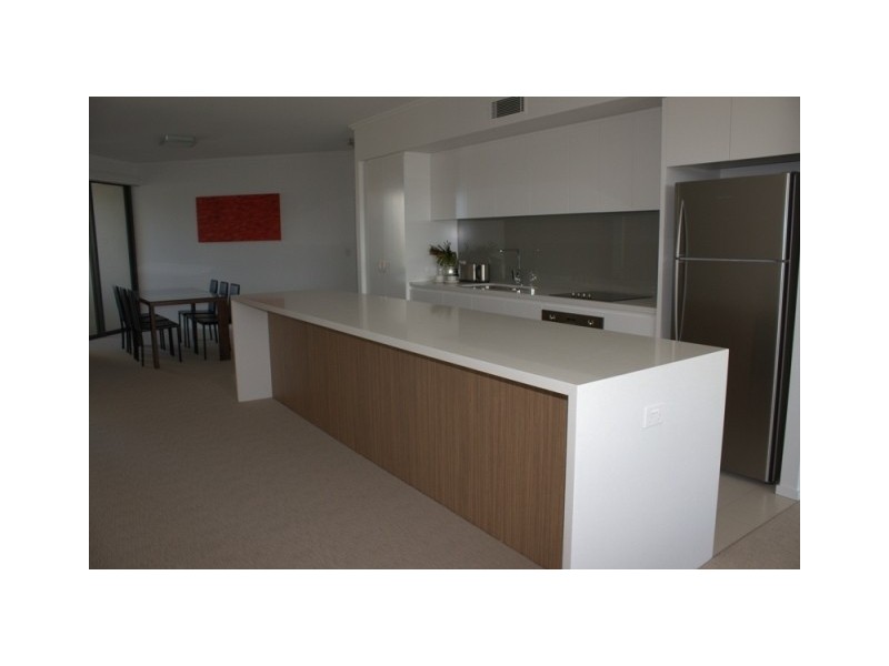 9 Moores Crescent, Varsity Lakes QLD 4227