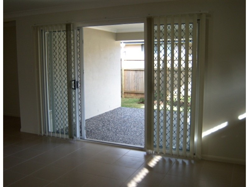 93 School Road, Wynnum QLD 4178