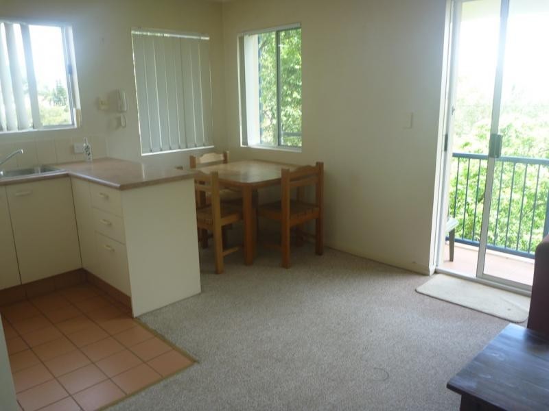 Chevron Island QLD 4217