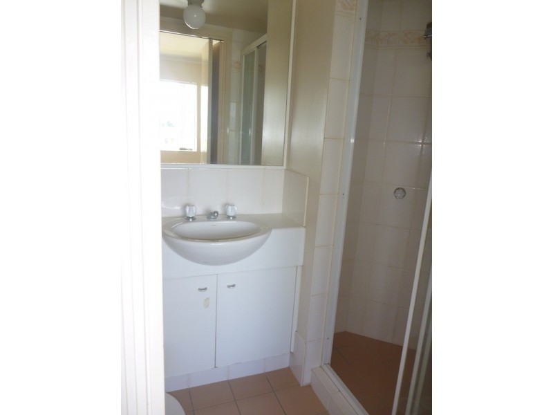 Chevron Island QLD 4217