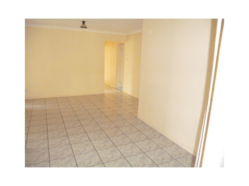 5 Jewell Court, Regents Park QLD 4118