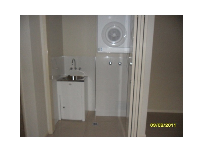 2/1 Sydney Street, Redcliffe QLD 4020