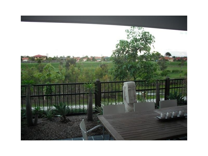 110 Tours Way, Burleigh Waters QLD 4220