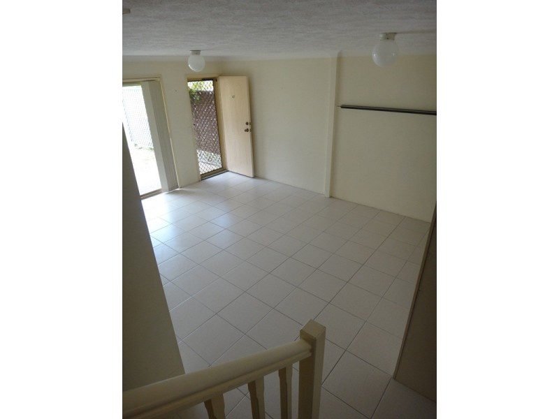 47/469 Pine Ridge Road, Runaway Bay QLD 4216