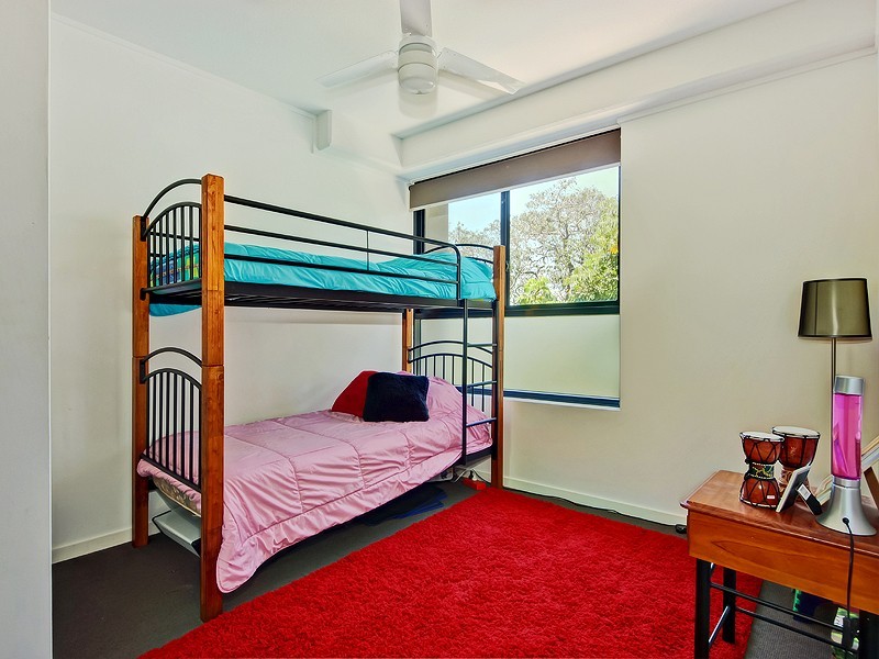 204/25 Dix Street, Redcliffe QLD 4020