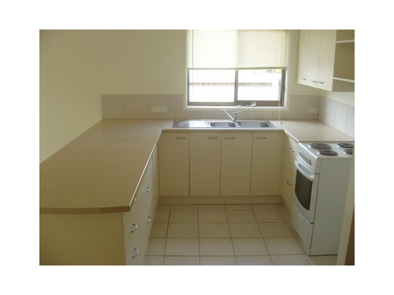 2/48 Holleywell Road, Biggera Waters QLD 4216