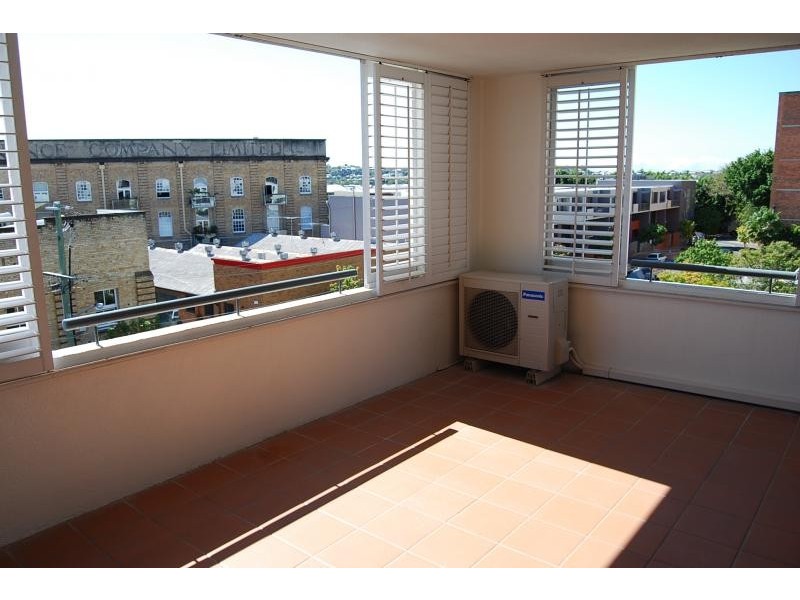 44 Chermside Street, Teneriffe QLD 4005