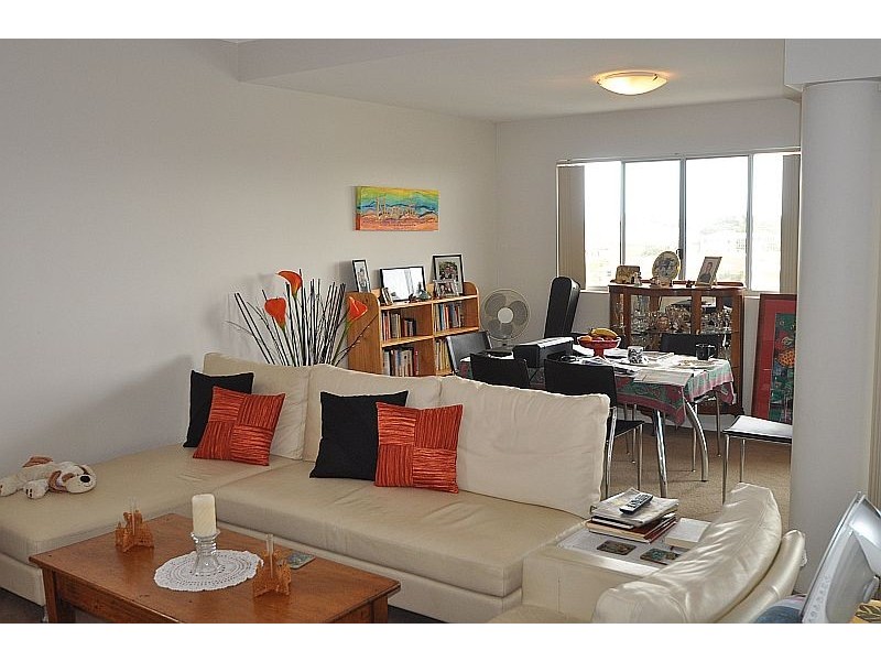 19/1 McNaughton Street, Redcliffe QLD 4020