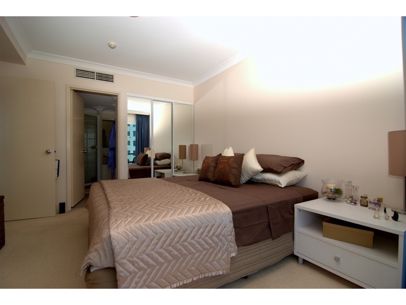 35 Ferry Street, Kangaroo Point QLD 4169