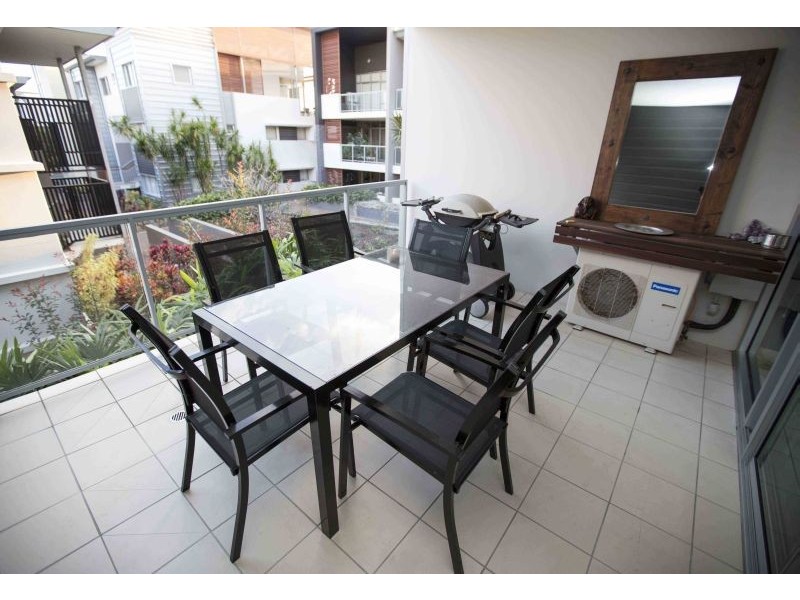 43 Love Street, Bulimba QLD 4171