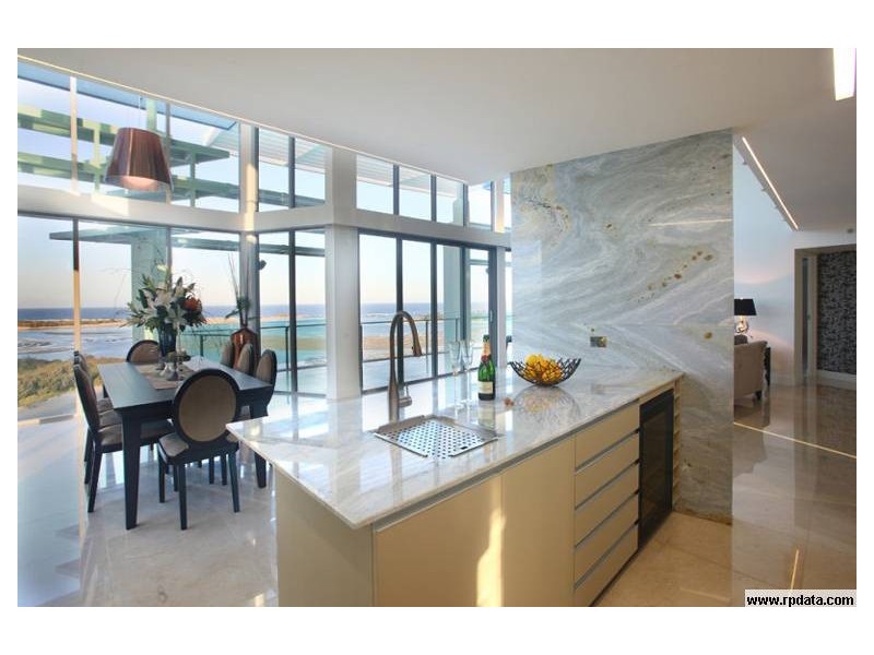 42 Duport Avenue, Maroochydore QLD 4558