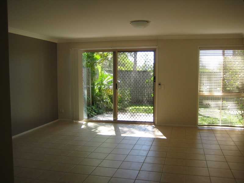 B/757 Ashmore Road, Ashmore QLD 4214