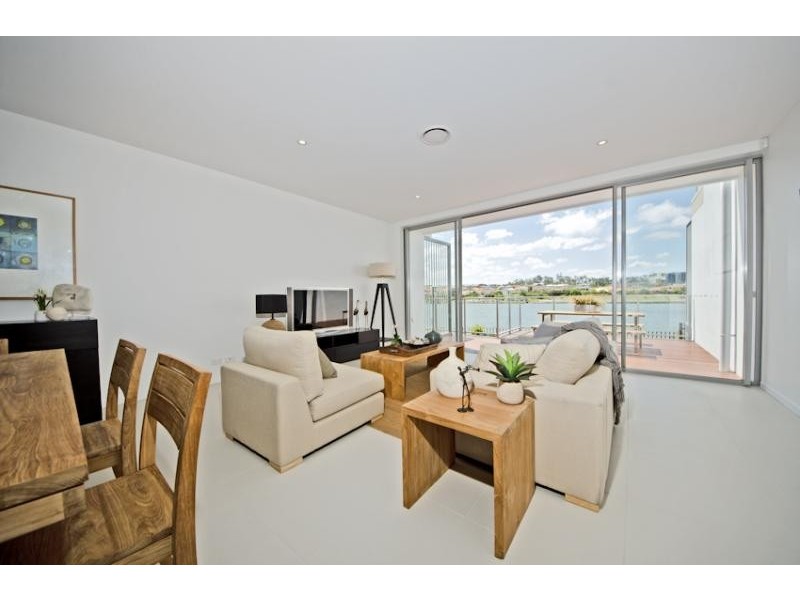 Varsity Lakes QLD 4227