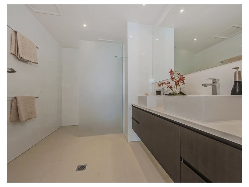 Varsity Lakes QLD 4227