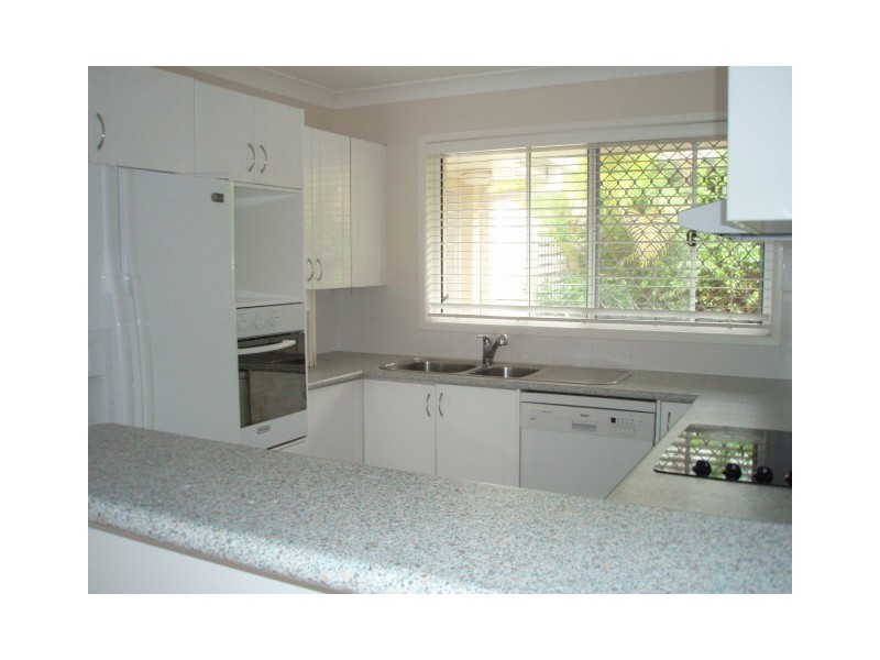 29 Ellis Dr, Mudgeeraba QLD 4213