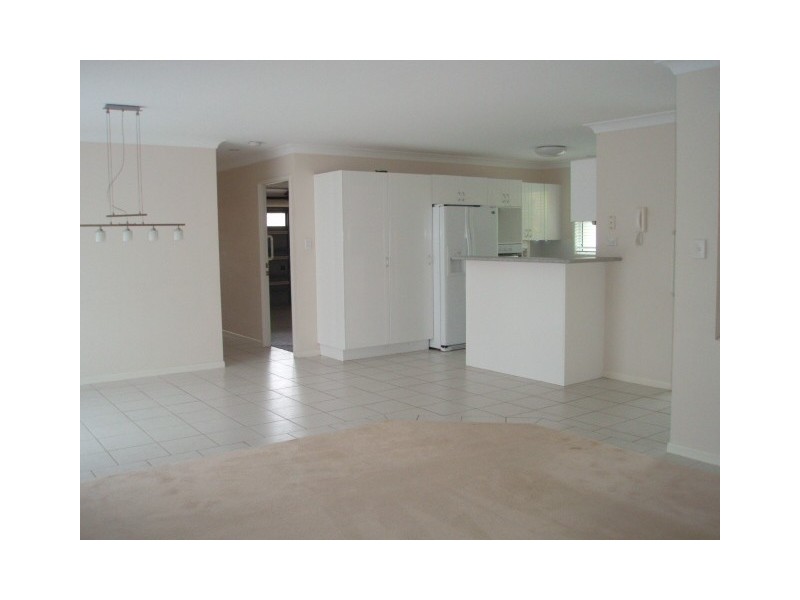 29 Ellis Dr, Mudgeeraba QLD 4213