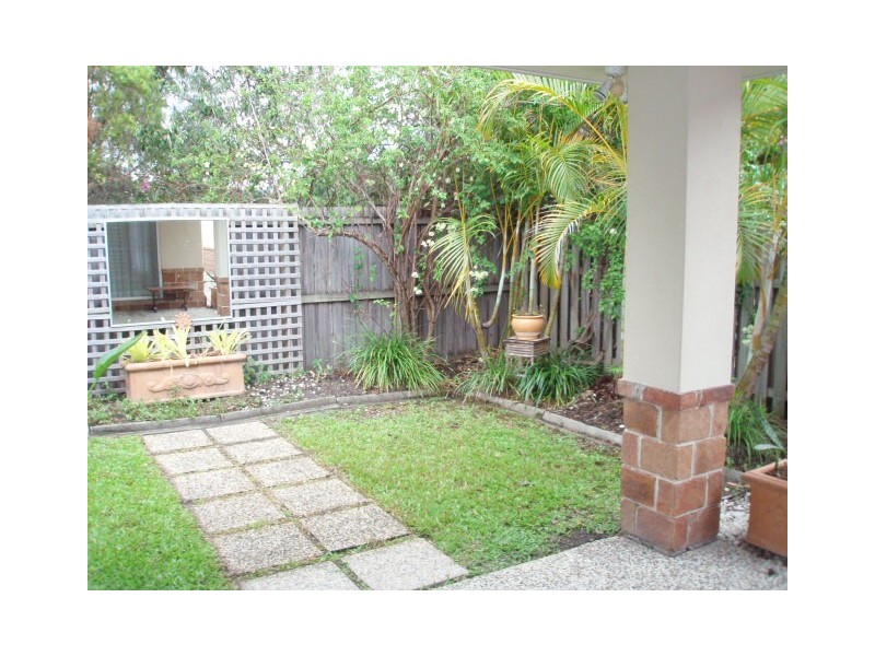 29 Ellis Dr, Mudgeeraba QLD 4213