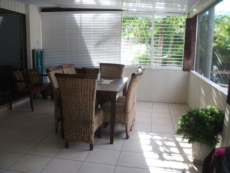8 O’Grady Drive, Paradise Point QLD 4216