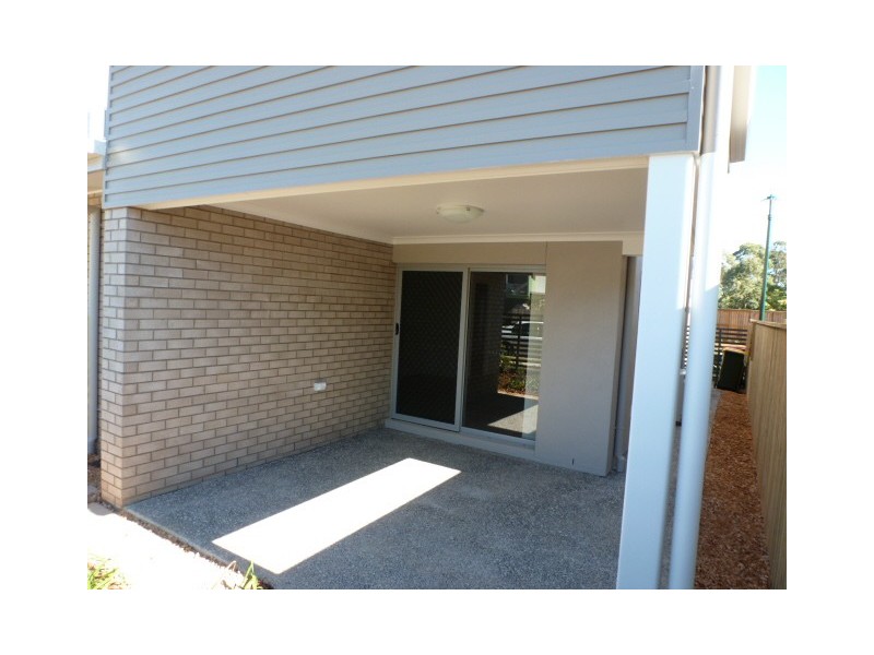 86 Carselgrove Ave, Fitzgibbon QLD 4018