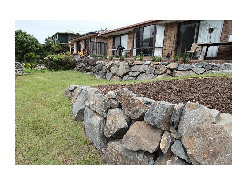 13 Cosmos Court, Elanora QLD 4221