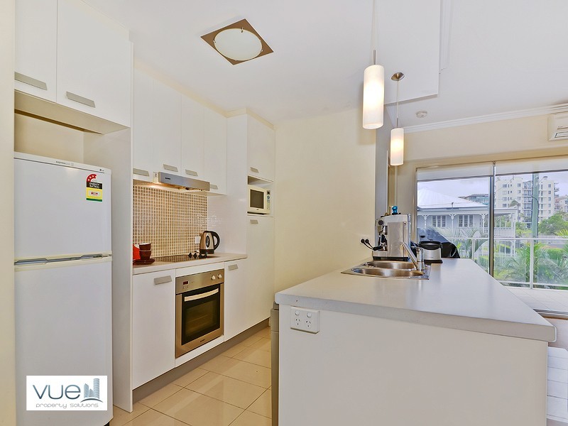3/1 Sydney Street, Redcliffe QLD 4020
