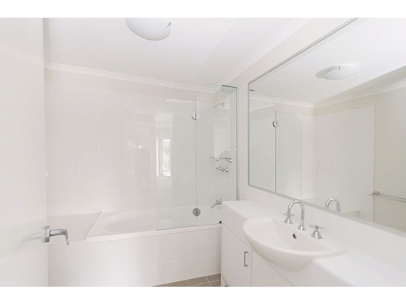 5/1 McNaughton Street, Redcliffe QLD 4020