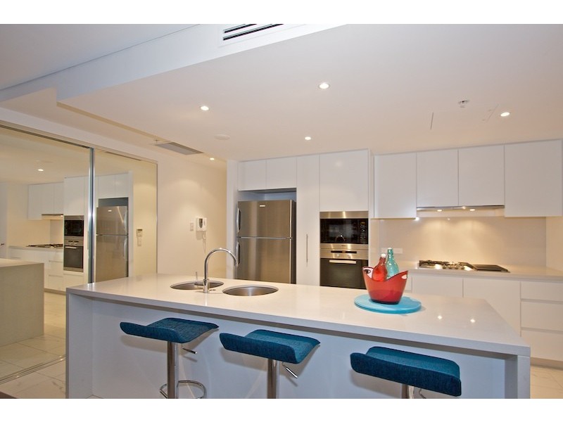 801/2 Creek Street, Coolangatta QLD 4225