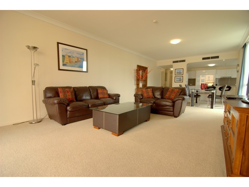 35 Ferry Street, Kangaroo Point QLD 4169