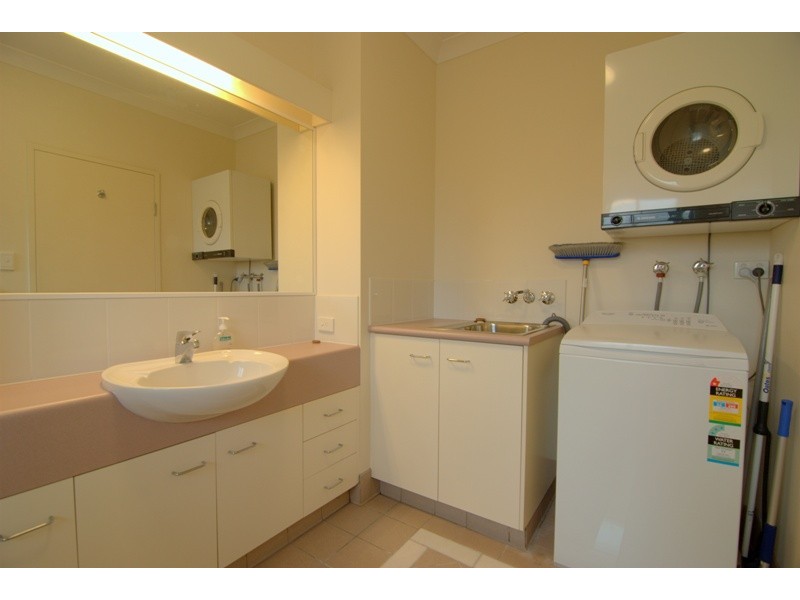 35 Ferry Street, Kangaroo Point QLD 4169