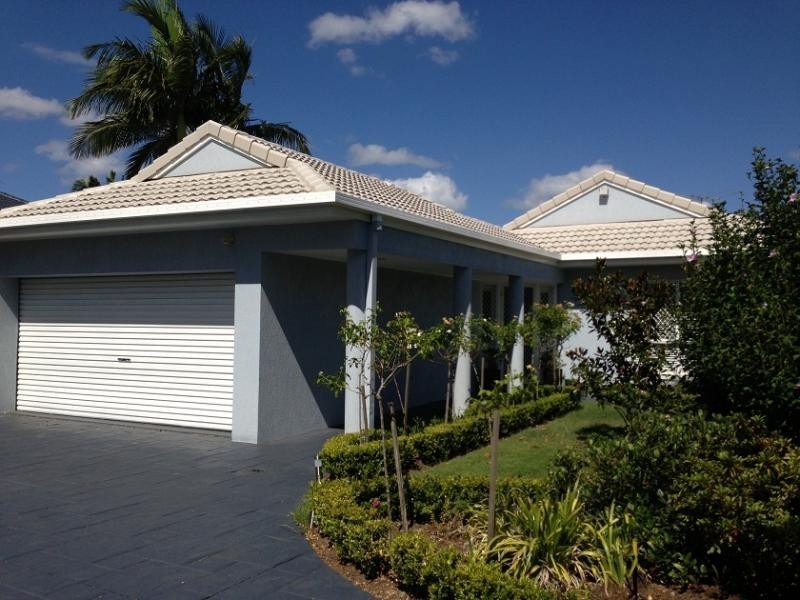 2 Eastcourt Lane, Sunnybank Hills QLD 4109
