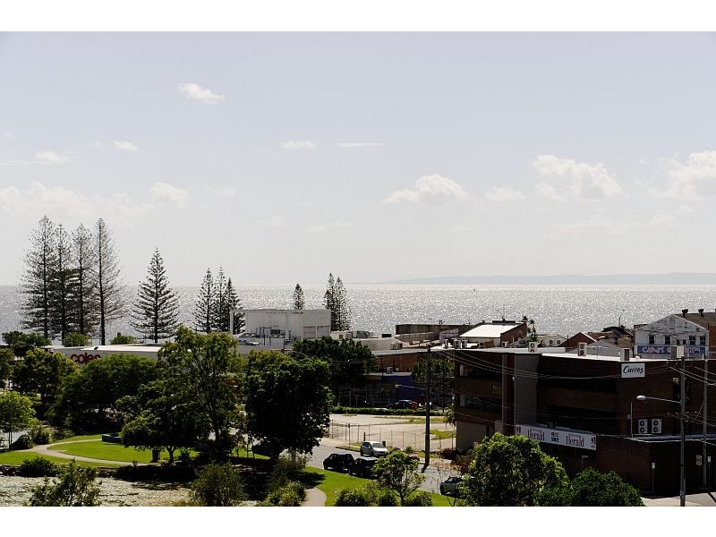 25/1 McNaughton Street, Redcliffe QLD 4020
