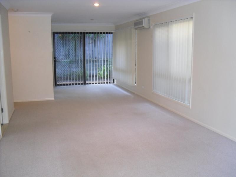 2/583 Wondall Road, Tingalpa QLD 4173