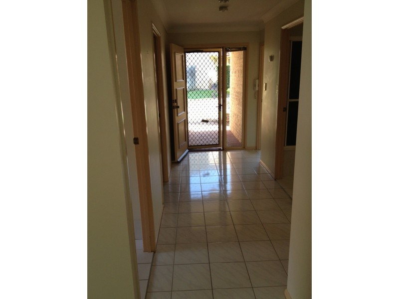 99 Short Street, Boronia Heights QLD 4124