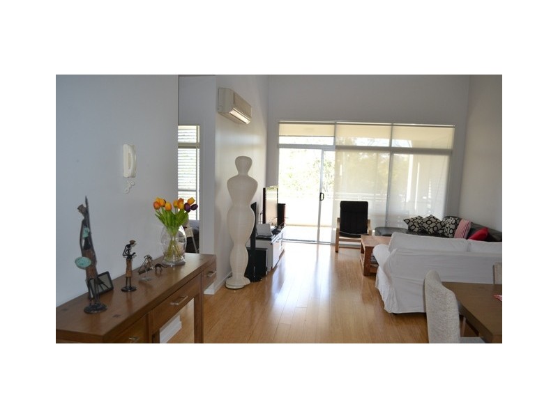 20/2 Campbell St, Toowong QLD 4066