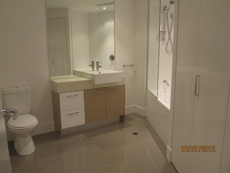 30 Paradise Island, Surfers Paradise QLD 4217