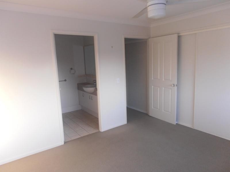 3/2 Springhill Drive, Sippy Downs QLD 4556