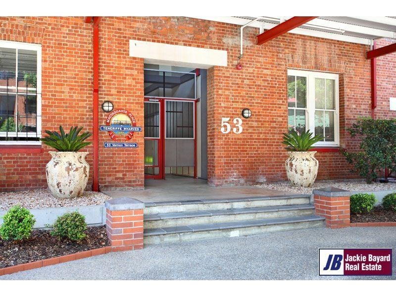 53 Vernon Terrace, Teneriffe QLD 4005