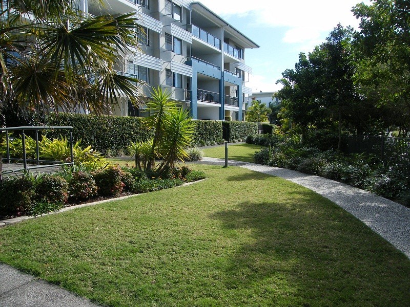 54/4 Grand Parade, Kawana Island QLD 4575