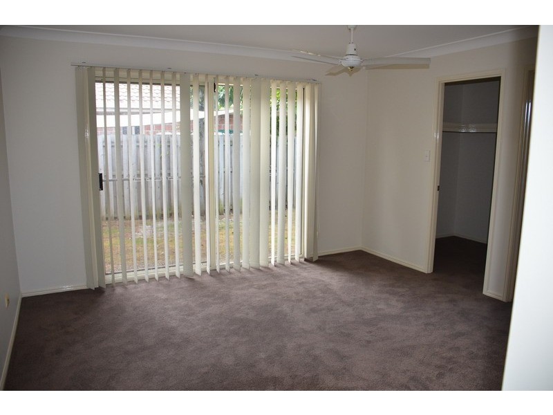 6 Yamie Ave, Varsity Lakes QLD 4227