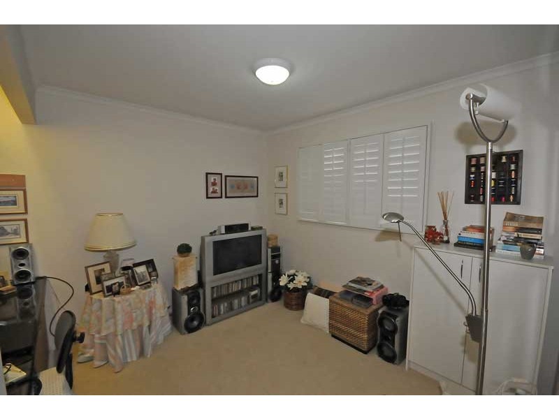 2/116 Meadowlands Road, Carina QLD 4152