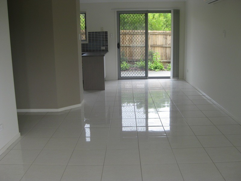 Pacific Pines QLD 4211