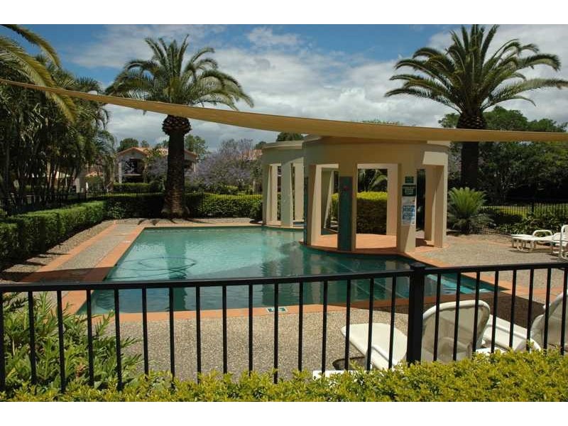 Hope Island QLD 4212