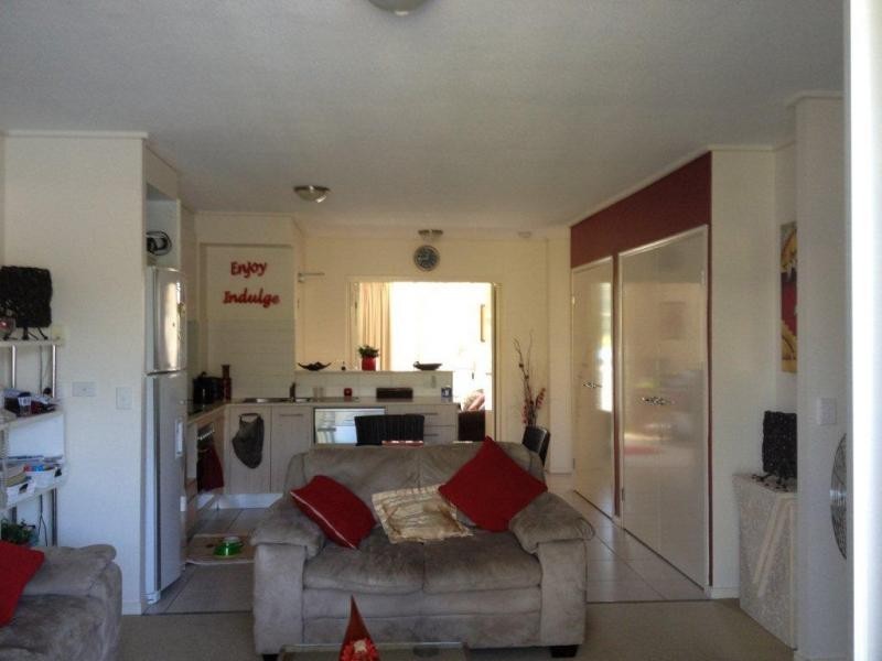 15/68 Pulgul Street, Urangan QLD 4655